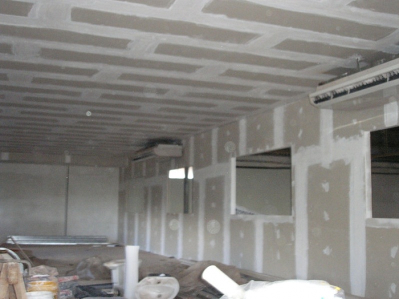 Instalação de Forro Drywall