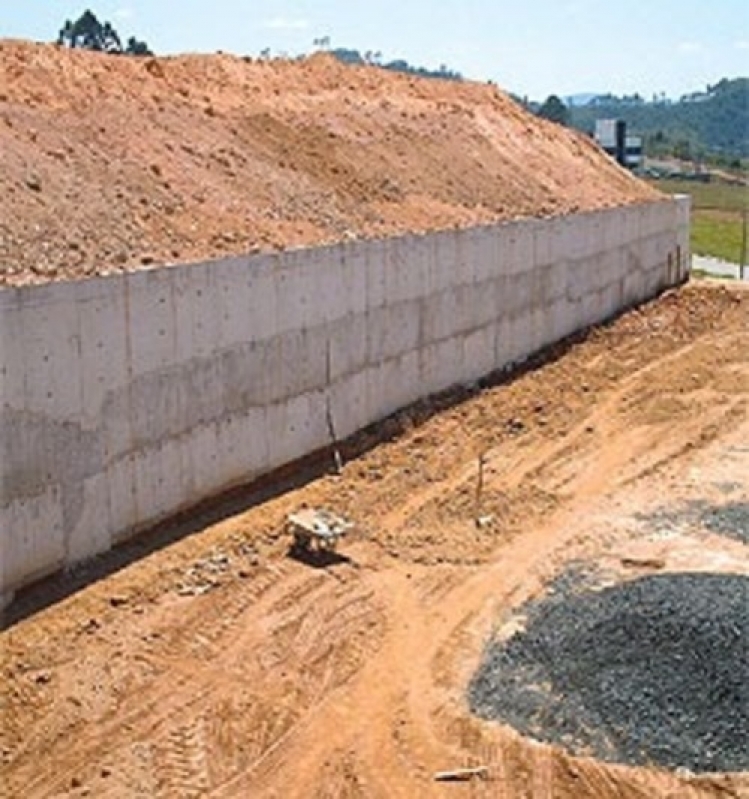 Projeto Estrutural Muro de Arrimo